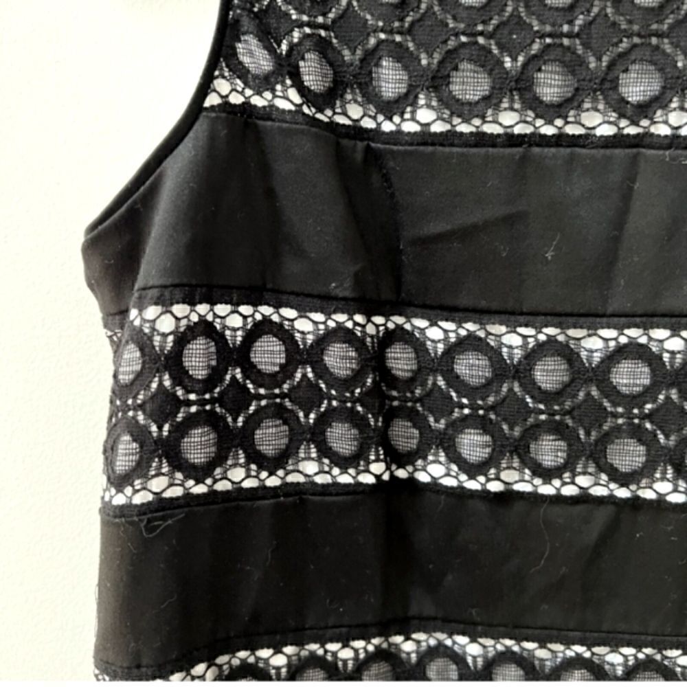 White House Black Market Eyelet Sleeveless Black Top - Picture 4 of 8